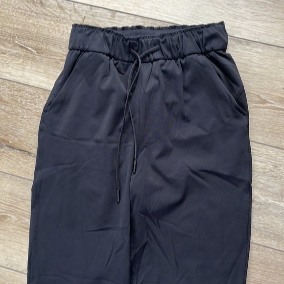 Lululemon Keep Moving Pant 7/8 High-Rise Black with Drawstring - Picture 4 of 13